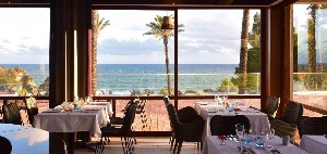 restaurant/bar
