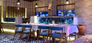 restaurant/bar