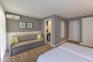 Room Basic - Promo Large