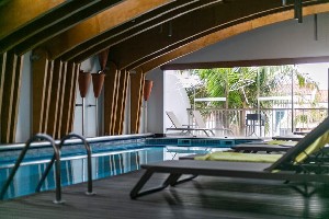 Hotel s bazénem