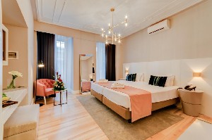 Hotel BORGES CHIADO wakacje