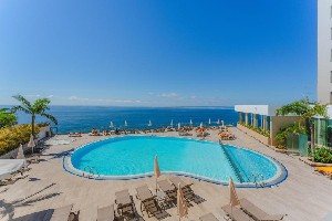 Hotel DUAS TORRES wakacje