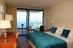 Superior Bay View Balcony