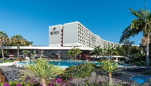 Hotel s bazénem