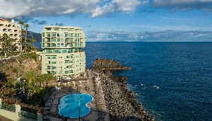 Hotel s bazénem