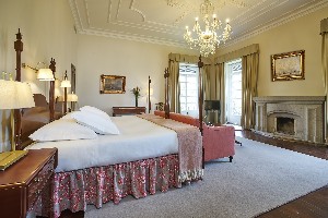 Manor House Suites
