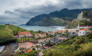 Malebné Porto da Cruz