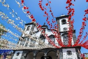 Portugalsko, Madeira, Machico - Květinové slavnosti na Madeiře 55+