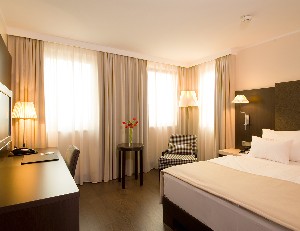 Hotel NH DANUBE CITY wakacje