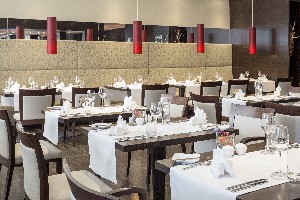 Hotel NH DANUBE CITY wakacje