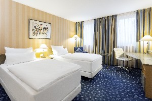 Hotel NH DANUBE CITY wakacje