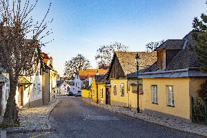 Vídeň - uličky Grinzingu