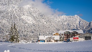 Hotel VITALHOTEL GOSAU wakacje