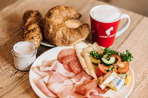 Hotel COOEE ALPIN HOTEL BAD KLEINKIRCHHEIM wakacje