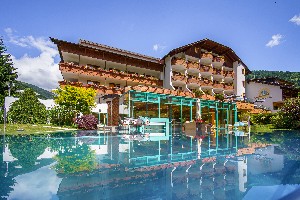 Hotel HOTEL KOLMHOF wakacje