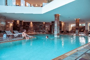 Hotel FALKENSTEINER HOTEL & SPA CARINZIA wakacje