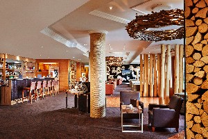 Hotel DAS ALPENHAUS KAPRUN wakacje