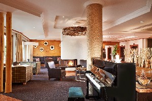 Hotel DAS ALPENHAUS KAPRUN wakacje