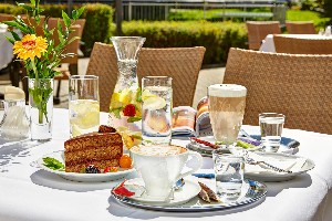 Hotel DAS ALPENHAUS KAPRUN wakacje