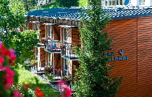Hotel DER WALDHOF wakacje