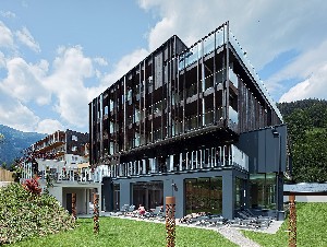 Hotel DER WALDHOF wakacje