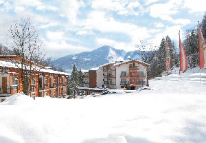 Hotel DER WALDHOF wakacje