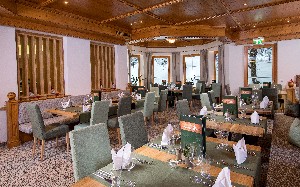 Hotel DER WALDHOF wakacje