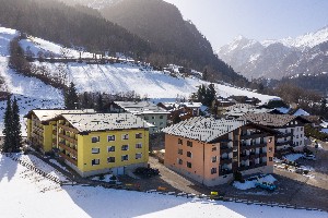 Hotel KAPRUN APARTMENTS wakacje