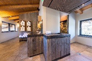 Hotel PEOPLE'S HOTEL wakacje