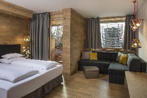 Hotel FALKENSTEINER HOTEL CRISTALLO wakacje