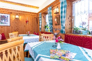 Hotel LANDHAUS ROHREGGER wakacje
