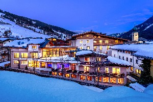 Hotel DAS NEUHAUS wakacje