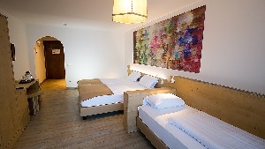 Hotel FAMILY HOTEL SCHLOSS ROSENEGG wakacje