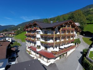 Hotel v létě 
