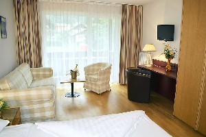 Hotel MALERHAUS wakacje