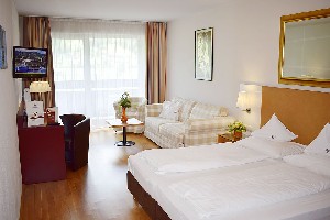 Hotel MALERHAUS wakacje