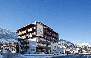 Hotel MALERHAUS wakacje