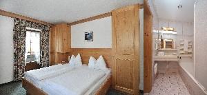 Hotel KAISERHOTELS NEUWIRT wakacje