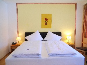 Hotel PARKHOTEL KIRCHBERG wakacje