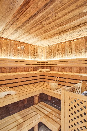 Hotel HUBERTUSHOF - IHR HOTEL MIT HERZ wakacje