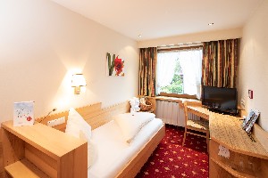 Hotel DER KIRCHENWIRT wakacje