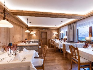 Hotel SPORTHOTEL TIROLERHOF wakacje