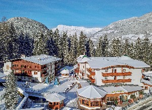 Hotel AKTIVHOTEL WALDHOF wakacje