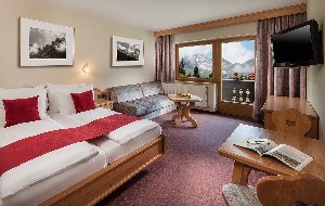 Hotel HOTEL HÖHLENSTEIN wakacje