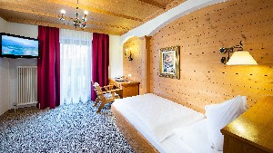 Hotel LANDGUT ZAPFENHOF wakacje