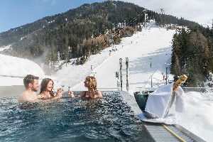 Hotel FLIANA wakacje