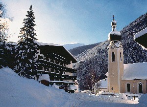 Hotel BASUR wakacje