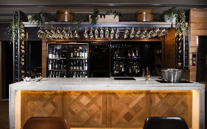 Bar/Restaurant