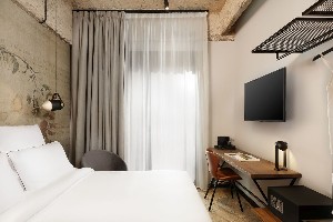 Deluxe Room (Balcony)