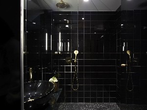 Urban Room with Balcony - Bathroom